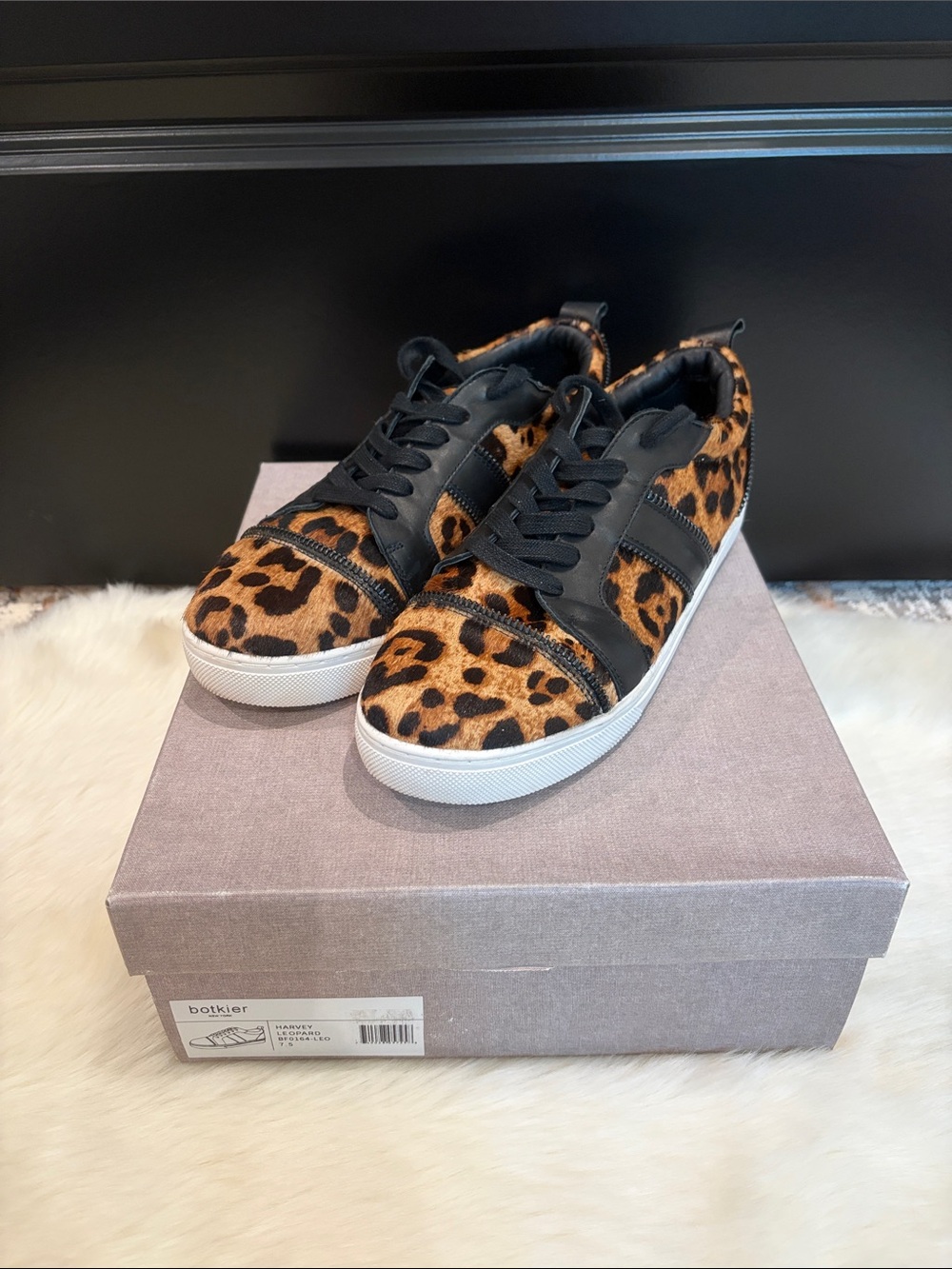 Botkier Harvey Leopard Leather Sneakers Women’s 7.5M Zipper w/ Box